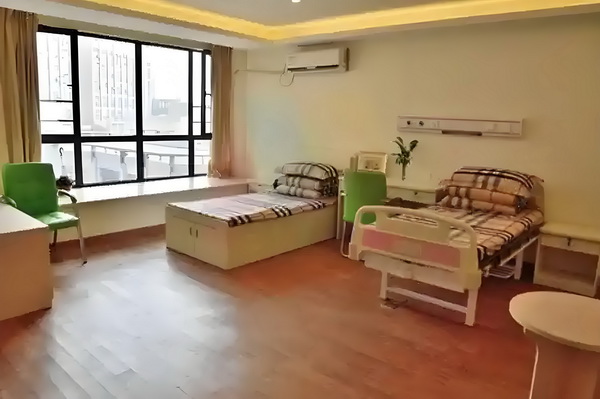 深圳调干入户申请_贝索斯新妻和C罗未婚妻同框上演大钻戒比拼 而洪恩贞烂的微笑出灿也露