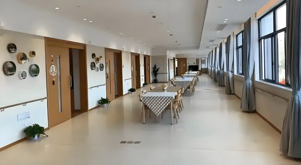 落户政策条件留学生_要出道了吗？！霍汶希女儿hanni杂志封面首秀 具体仍在调查事发中原因